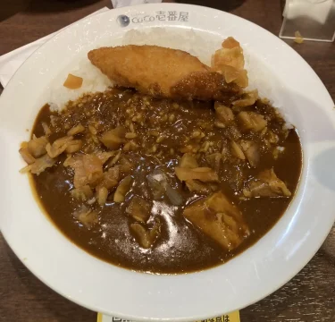 【カレーまとめ】2024年10月第3週（10/21～10/27）：CoCo壱番屋「The牛咖喱」+おまけのシュークリーム